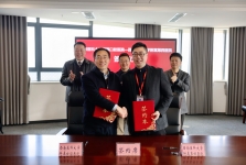 医脉交融，携手共建，共促区域口腔医疗高质量发展--西南医科大学附属口腔医院与附属天府医院签订人员派驻协议并成功完成首例种植牙手术