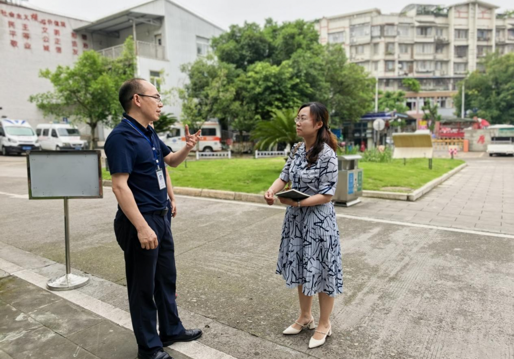 精准对接促就业，口腔医学院赴龙马潭区第二人民医院开展访企拓岗专项行动