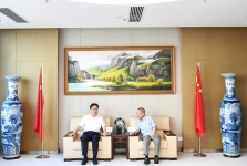 我院首任主任曾自强教授重返校园 以毕生仁心传递口腔医者薪火